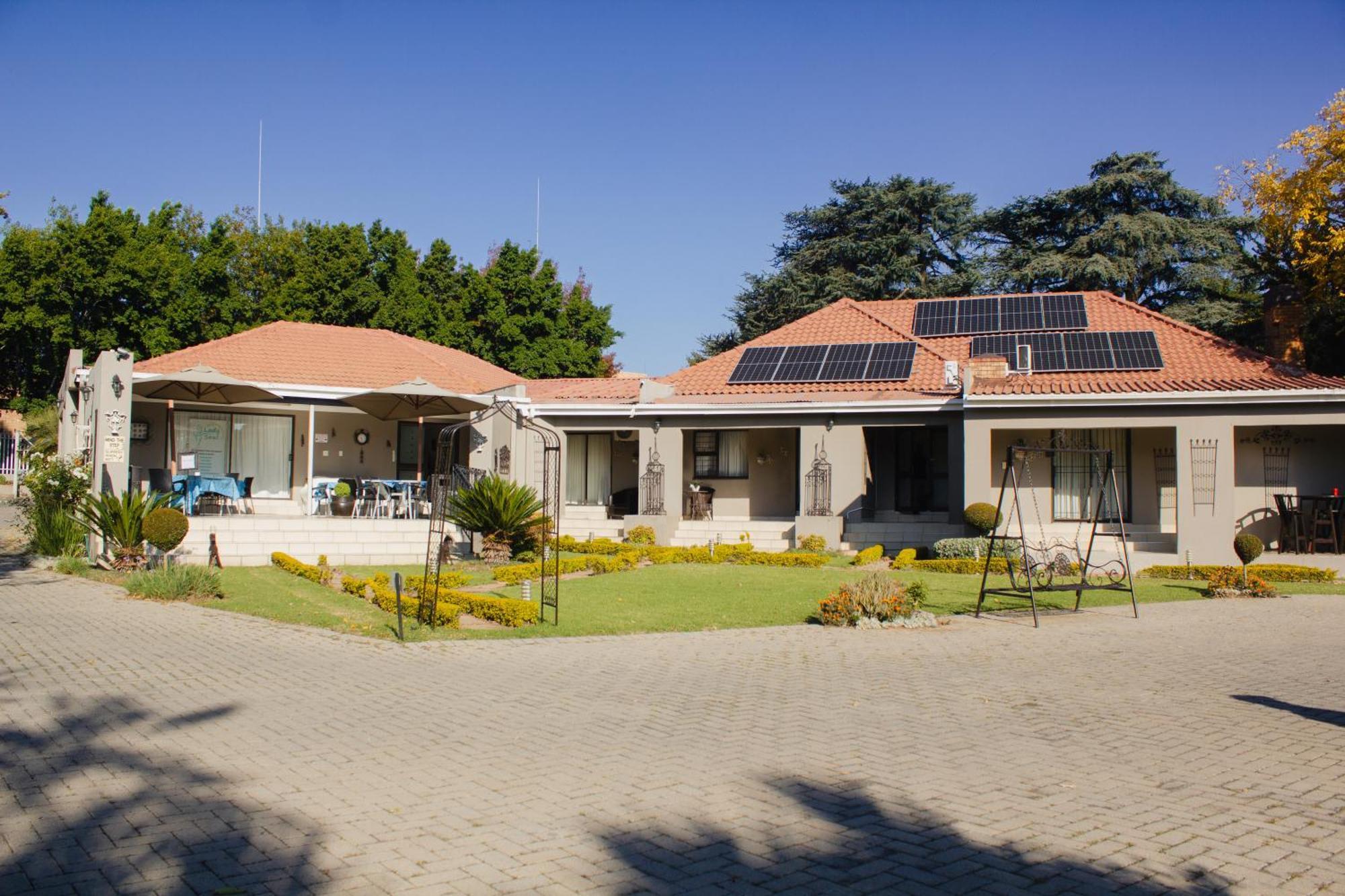 Bed & Breakfast Oaklands And Conference Centre Johannesburg