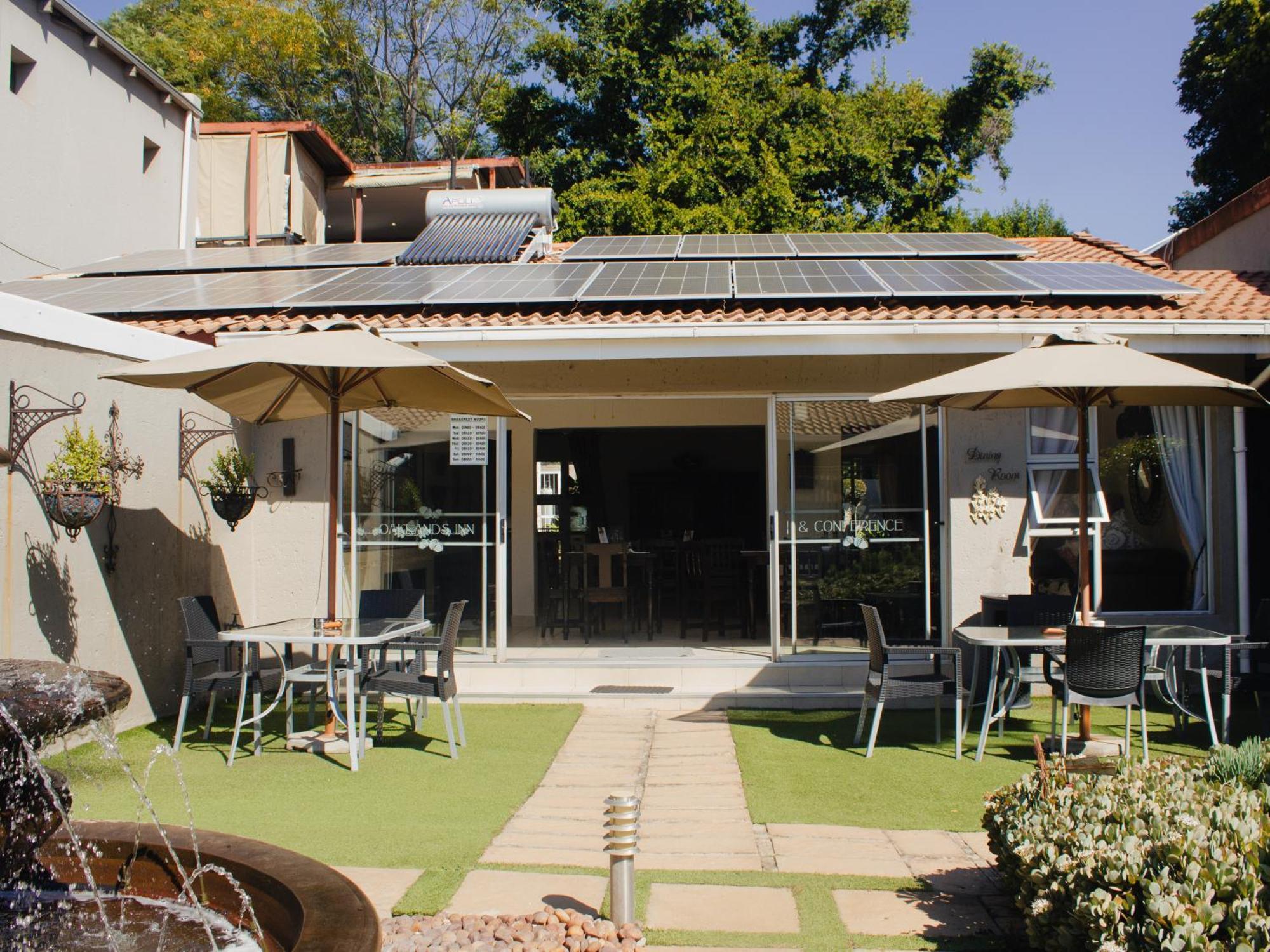 Bed & Breakfast Oaklands And Conference Centre *